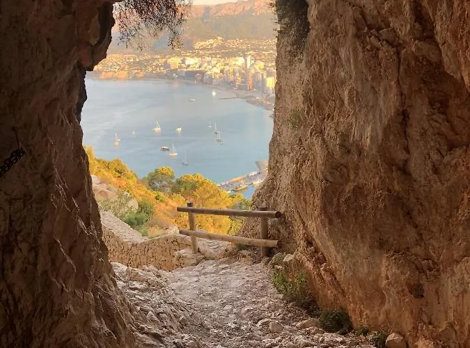 Ii - Sea & Pool View Apartman