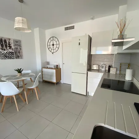 Ii - Sea & Pool View Appartement
